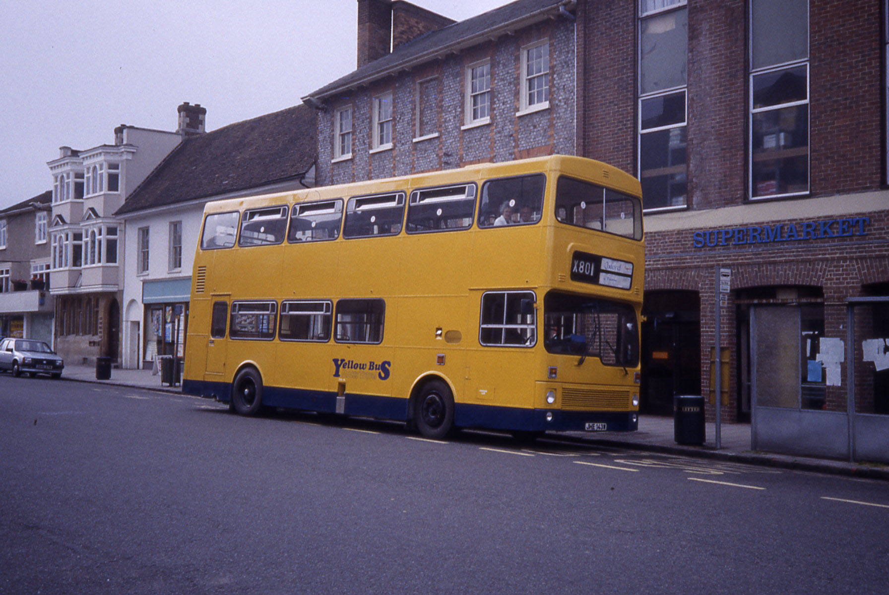Motts Travel Yellow Bus SHOWBUS Bus Image Gallery