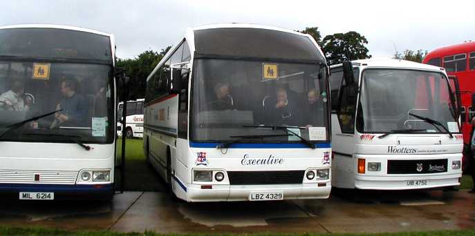 ex Reading Buses Duple 425 233