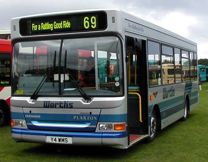 Worths Motor Services Dennis Dart MPD Y4WMS