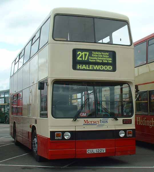 MTL Leyland Titan 2122