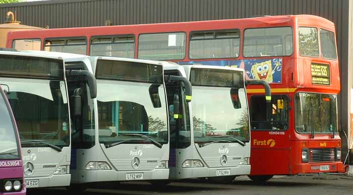 First Beeline Heathrow Citaros ES64021, ES64017 & ES64012