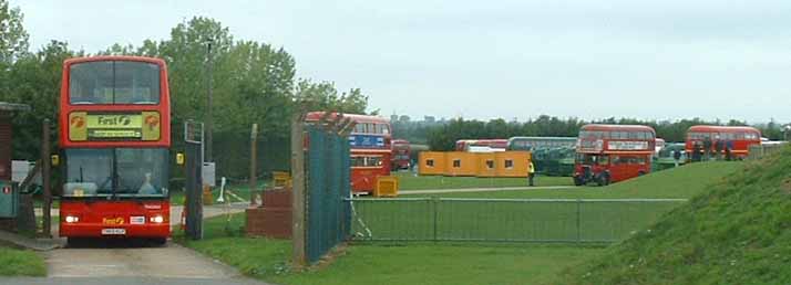 First Trident, RT & RM at SHOWBUS