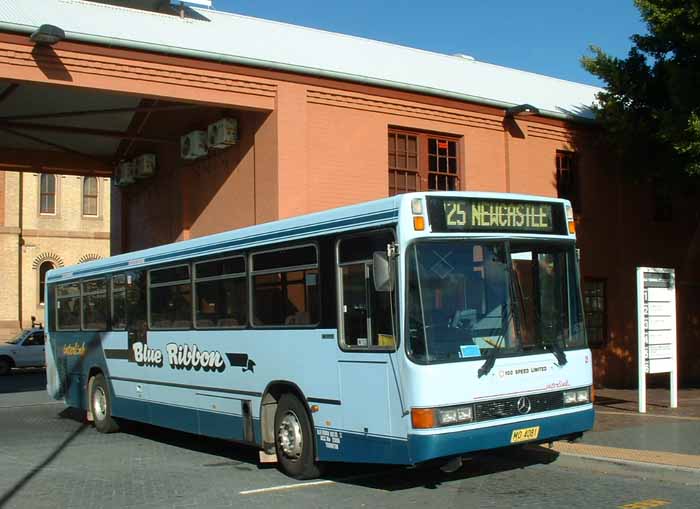 Blue Ribbon Mercedes O400