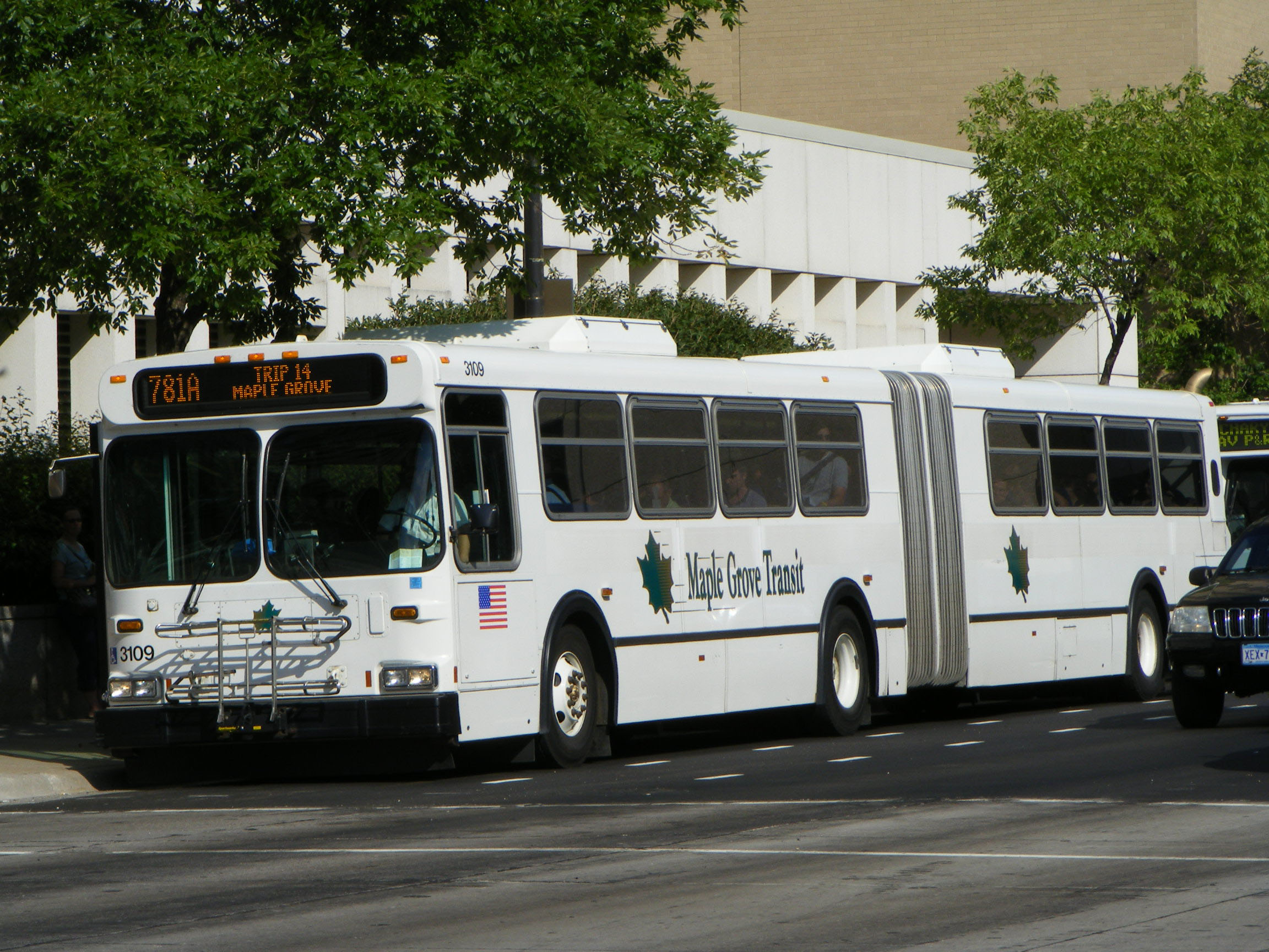 Maple Grove Transit | SHOWBUS AMERICA BUS IMAGE GALLERY