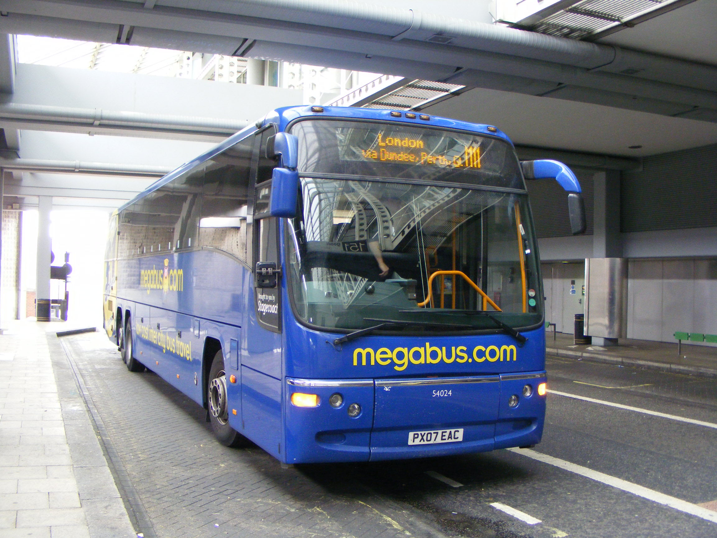 Megabus UK - SHOWBUS BUS IMAGE GALLERY
