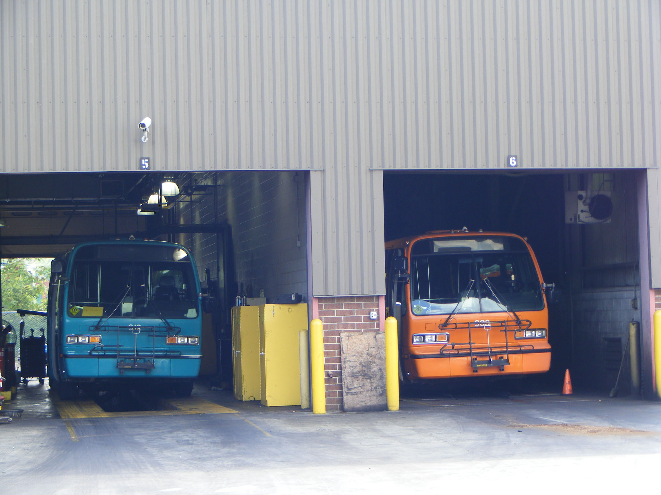 KAT SHOWBUS AMERIVA BUS IMAGE GALLERY USA Knoxville Area Transit