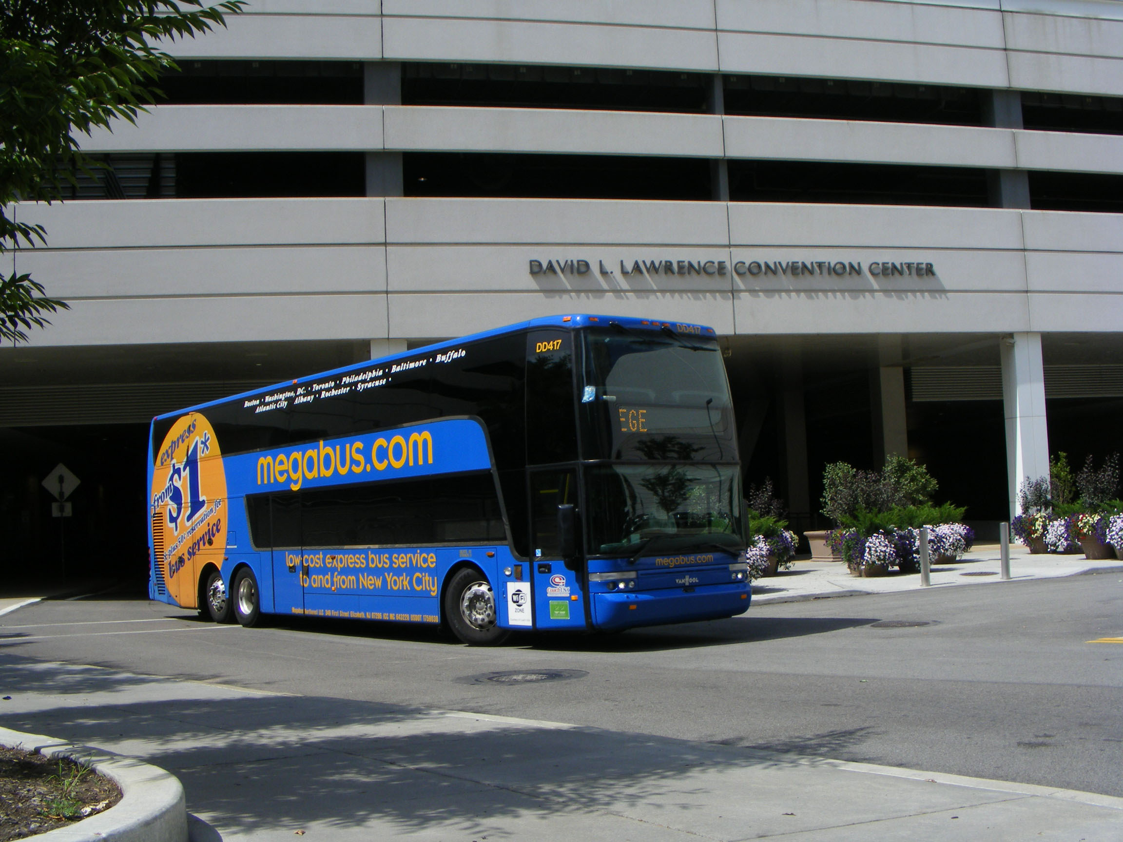 Megabus | SHOWBUS INTERNATIONAL BUS IMAGE GALLERY | USA