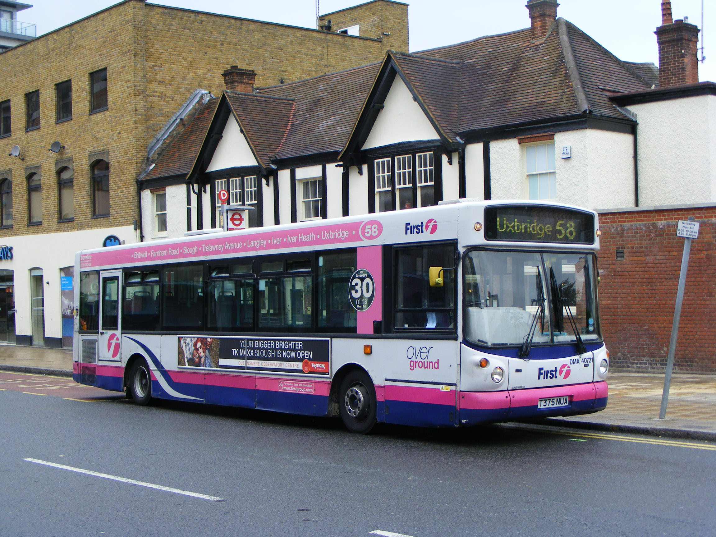 Beeline & First Berkshire SHOWBUS Bus Image Gallery