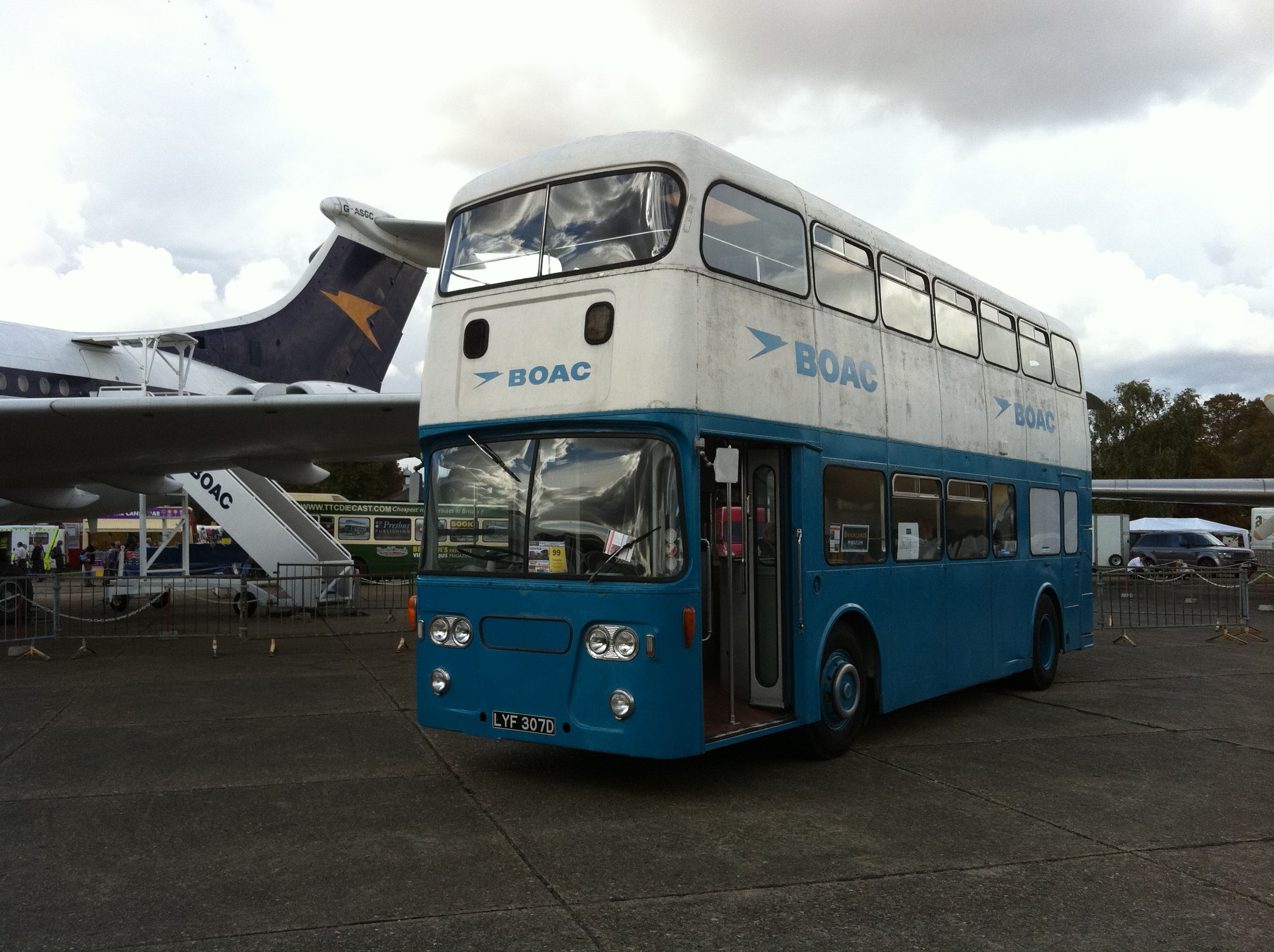 British Overseas Airways Corporation buses & coaches: SHOWBUS IMAGE GALLERY
