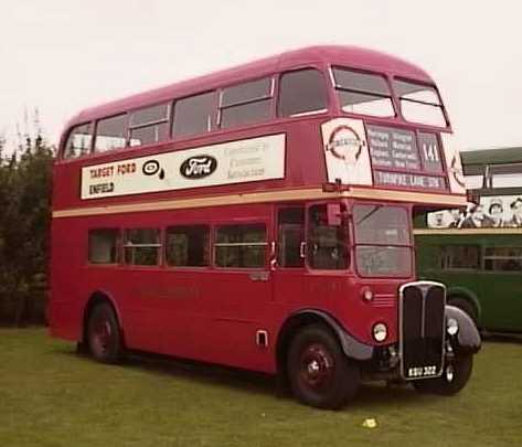 London Transport RT2293 (KGU322)