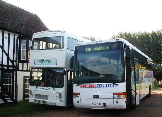 Motts MCW Metrobus F766EKM and Northumbria DAF SB3000 Van Hool 141