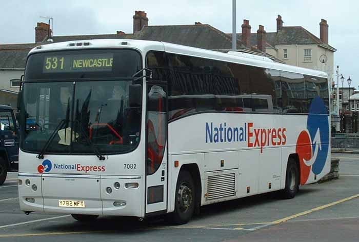 Go-Ahead Voyager National Express Volvo B10M Plaxton Paragon 7082