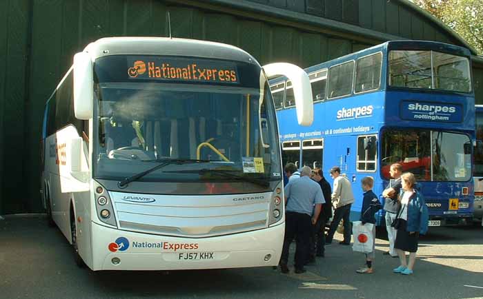 National Express Scania Caetano Levante